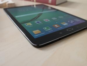 Samsung Galaxy Tab S2: самый тонкий флагманский планшет в мире Радио мобильного устройства представляет собой встроенный FM-приемник